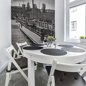  Apartament Mieszkanie Przy Deptaku